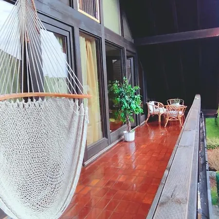 Stilvolle Galeriewohnung Im Land Der Tausend Berge * مرسبورغ