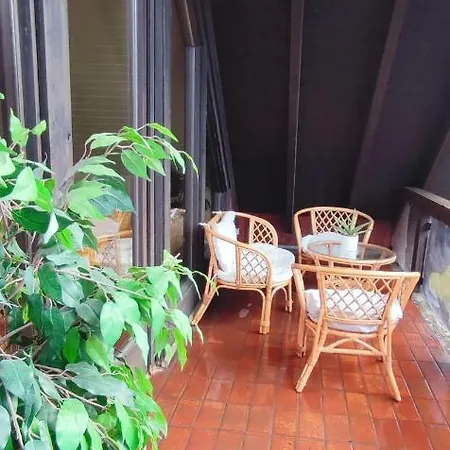 Stilvolle Galeriewohnung Im Land Der Tausend Berge Appartement
