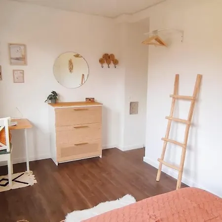 شقة Stilvolle Galeriewohnung Im Land Der Tausend Berge مرسبورغ