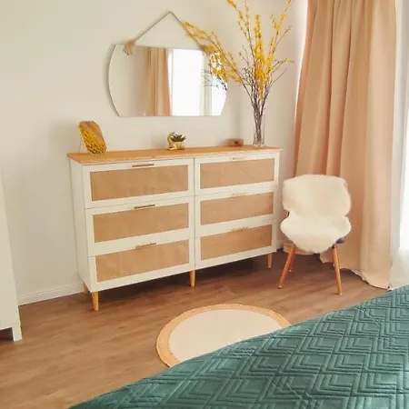 Stilvolle Galeriewohnung Im Land Der Tausend Berge Appartement