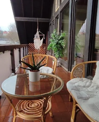 Stilvolle Galeriewohnung Im Land Der Tausend Berge Apartamento *