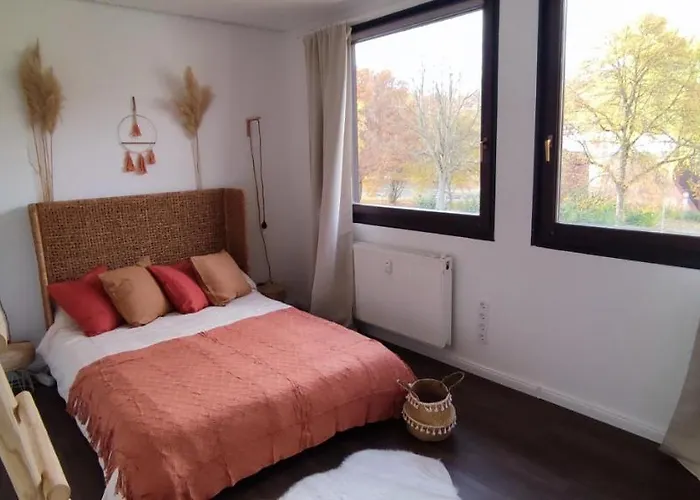 Stilvolle Galeriewohnung Im Land Der Tausend Berge